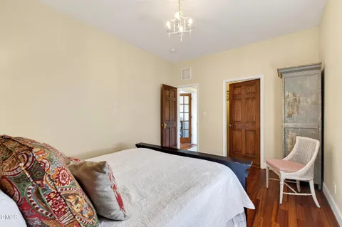 $1,295,000 | 225 Elm Street, Raleigh, NC 27601