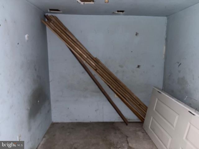 113 North Fulton Avenue Baltimore, MD 21223 - Photo 24 of 26 a view of entryway