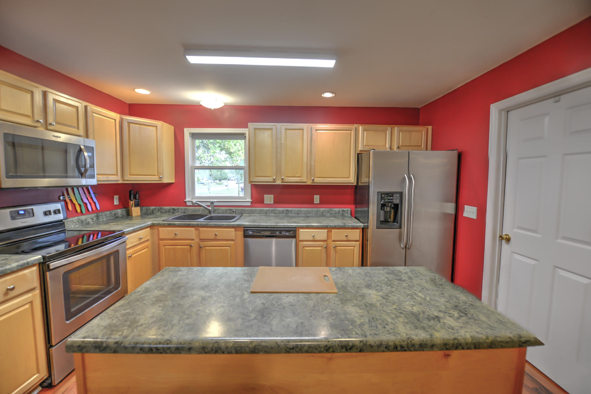 2549 Dearborne Road North Charleston, SC 29406 - Photo 6 of 33 _DSC2546_47_48_49_50 - Copy