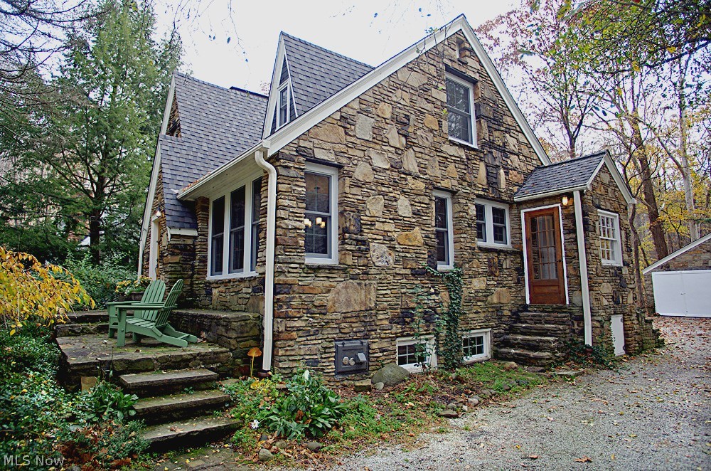 7638 Colvin Road Gates Mills, OH 44040 - Photo 17 of 19 Gallery Image 17