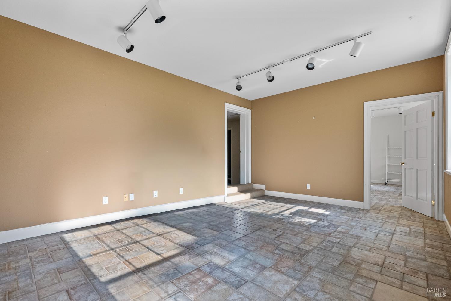 4823 Bennett Valley Road Santa Rosa, CA 95404 - Photo 19 of 28 Gallery Image 19