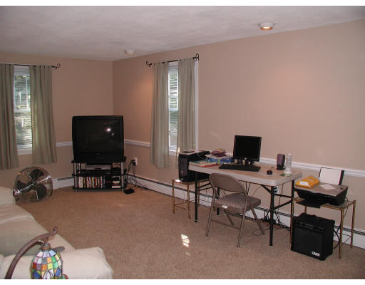 11 Cider Mill Road Lynnfield, MA 01940 - Photo 13 of 15 Gallery Image 13