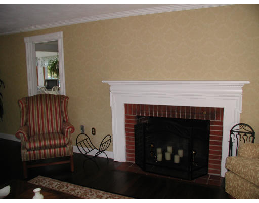 11 Cider Mill Road Lynnfield, MA 01940 - Photo 8 of 15 Gallery Image 8