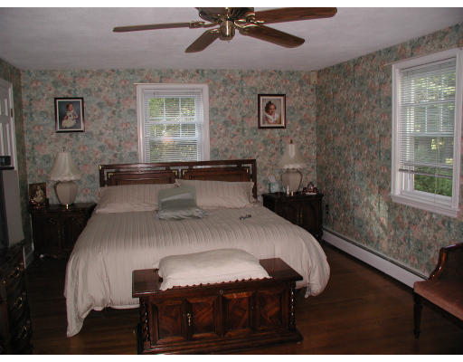 11 Cider Mill Road Lynnfield, MA 01940 - Photo 9 of 15 Gallery Image 9