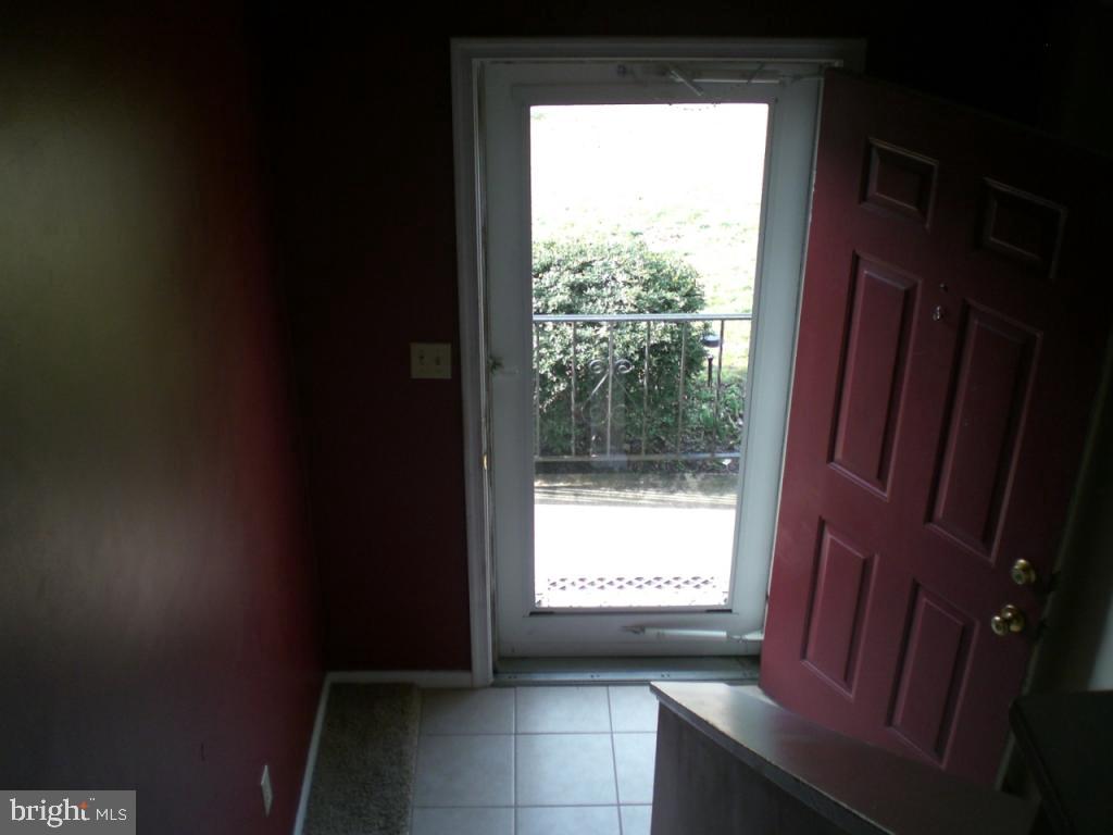 993 Pinetree Way Lancaster, PA 17601 - Photo 17 of 21 Gallery Image 17