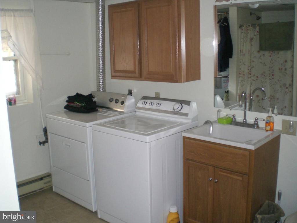 993 Pinetree Way Lancaster, PA 17601 - Photo 18 of 21 Gallery Image 18