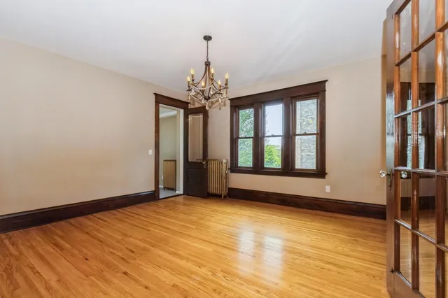 $229,900 | 304 Marshall Avenue, Unit 5, St. Paul, MN 55102