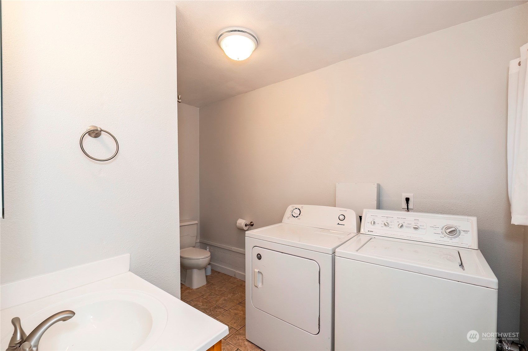 2518 Sheridan Road Bremerton, WA 98310 - Photo 19 of 40 Gallery Image 19