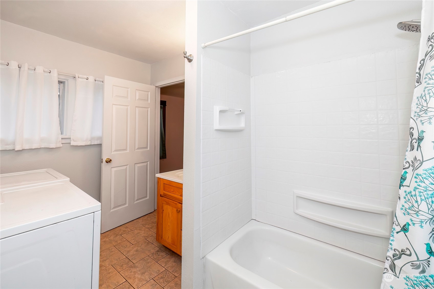 2518 Sheridan Road Bremerton, WA 98310 - Photo 20 of 40 Gallery Image 20