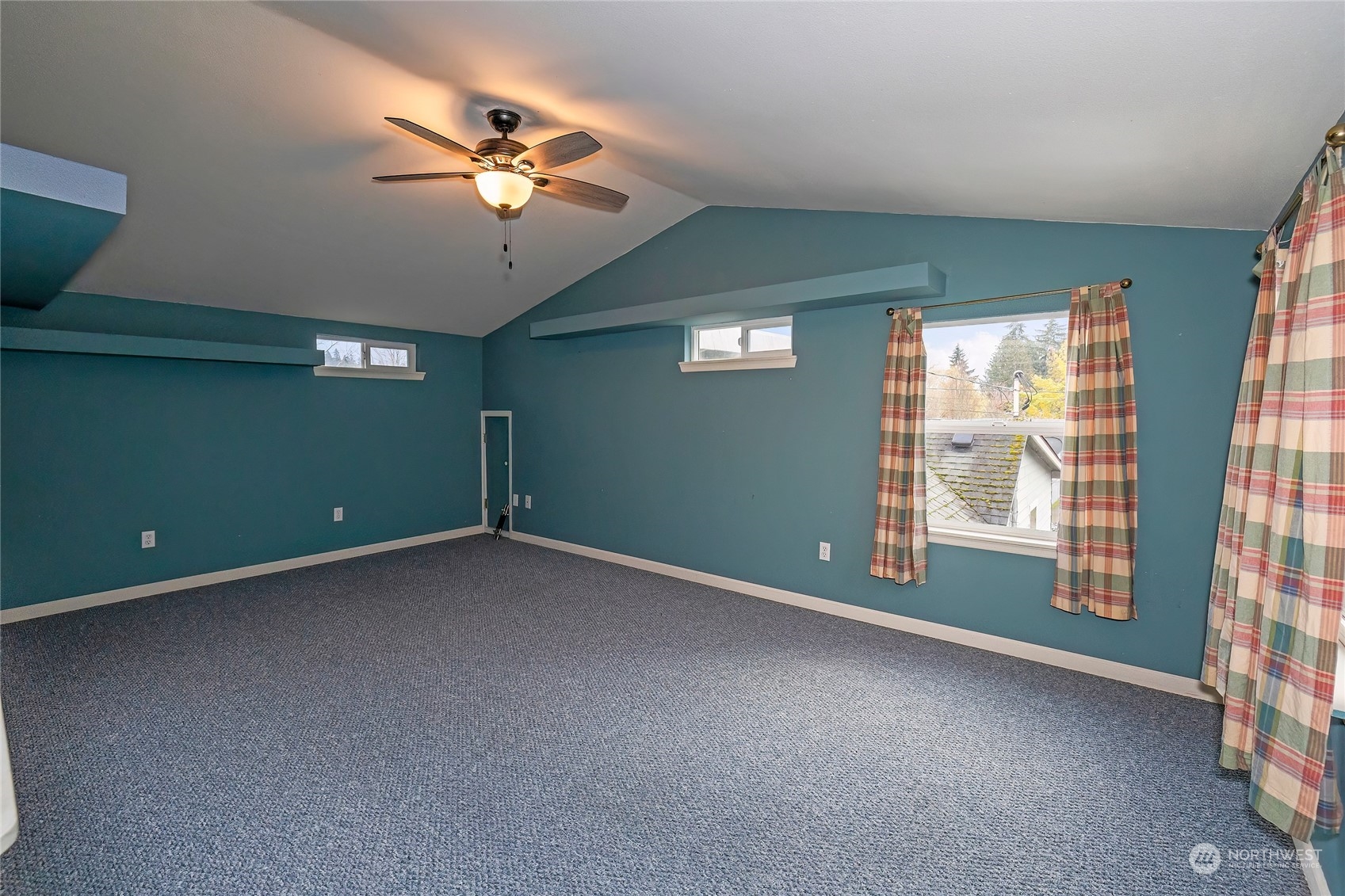 2518 Sheridan Road Bremerton, WA 98310 - Photo 23 of 40 Gallery Image 23
