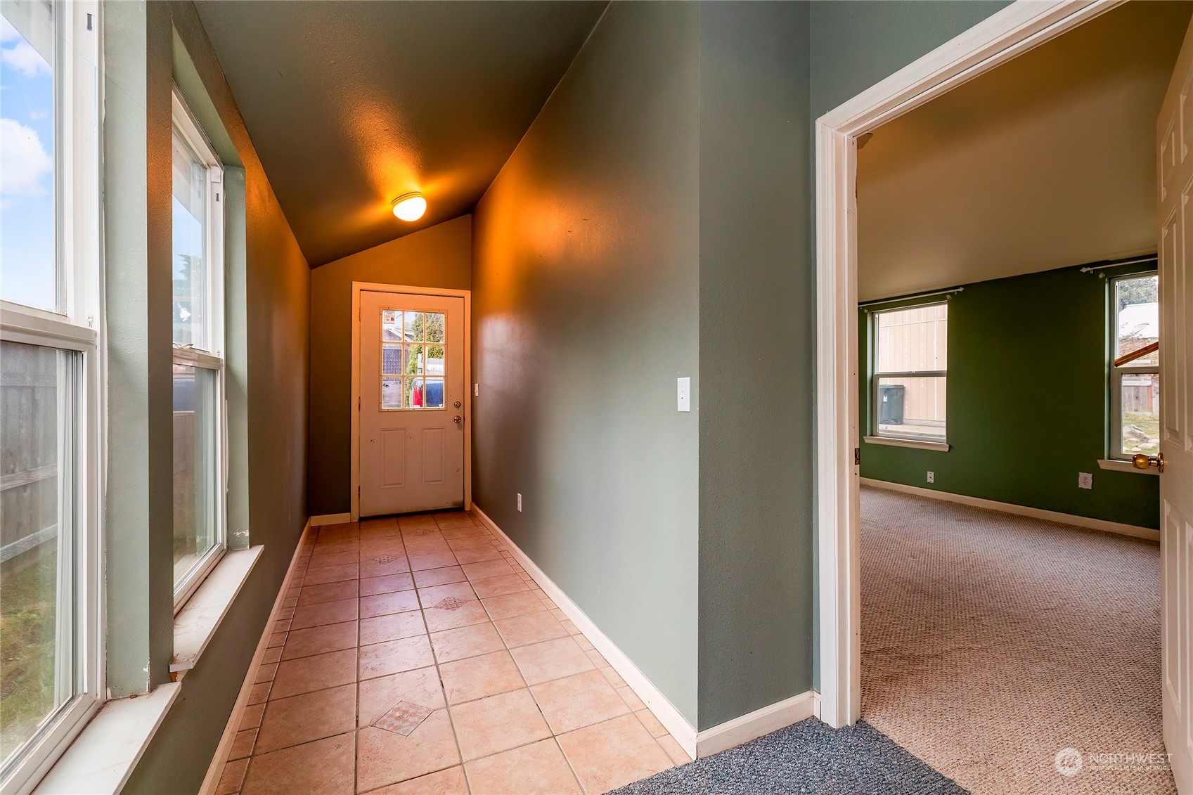 2518 Sheridan Road Bremerton, WA 98310 - Photo 27 of 40 Gallery Image 27