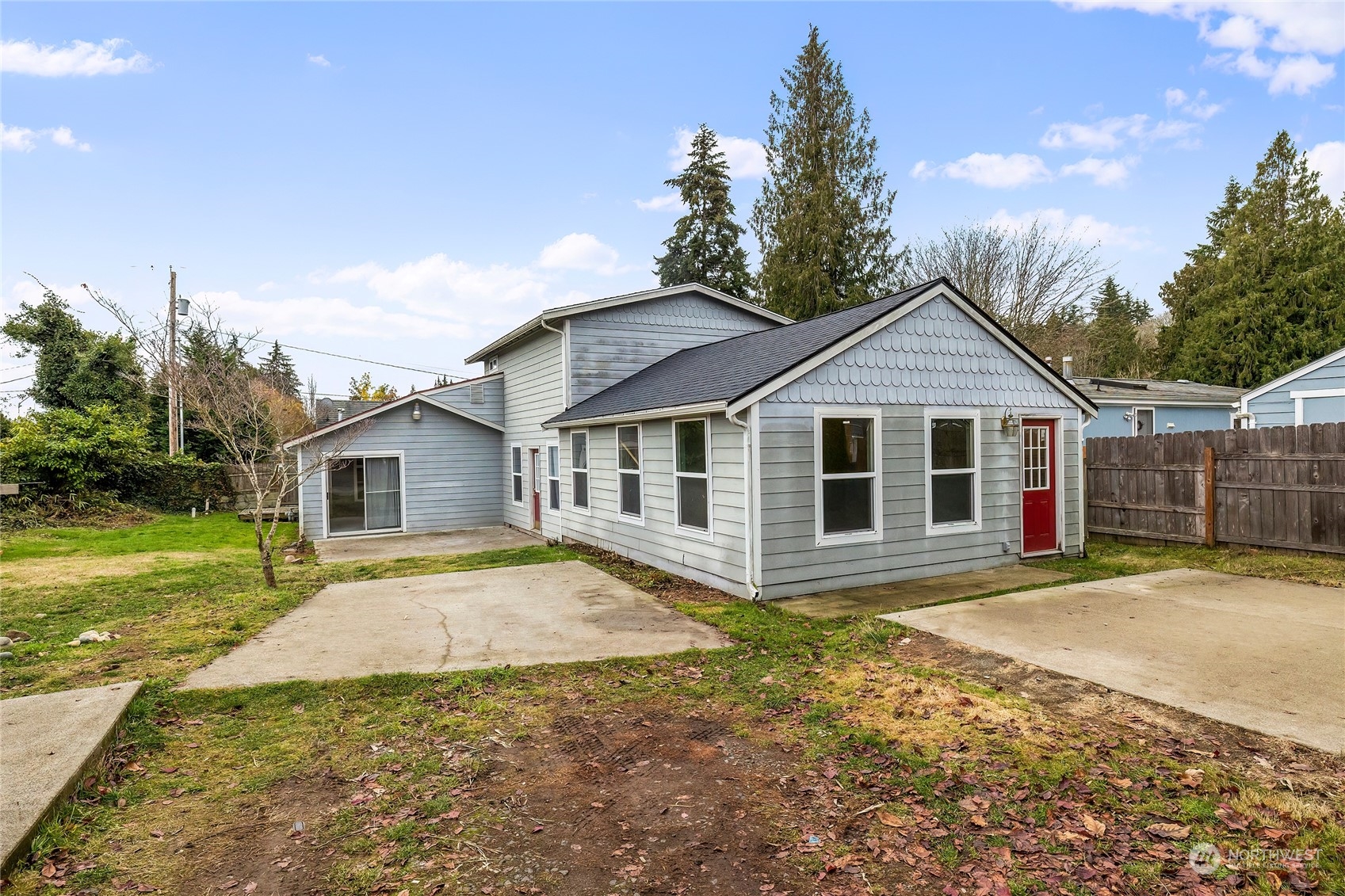 2518 Sheridan Road Bremerton, WA 98310 - Photo 34 of 40 Gallery Image 34