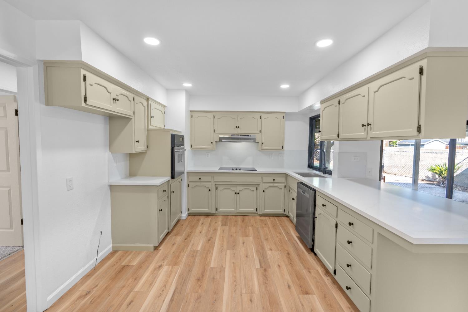 1061 Northwood Drive Merced, CA 95348 - Photo 16 of 34