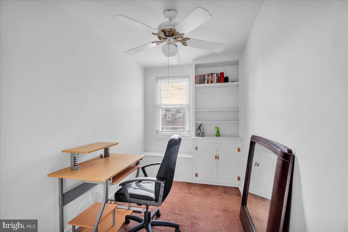 8504 Forrest Avenue Philadelphia, PA 19150 - Photo 14 of 23 a workspace with furniture and a window