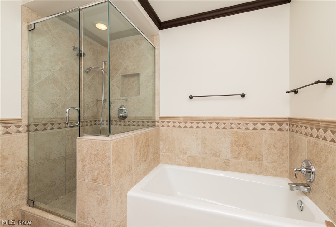 2576 Saybrook Road Cleveland, OH 44118 - Photo 18 of 31 Gallery Image 18