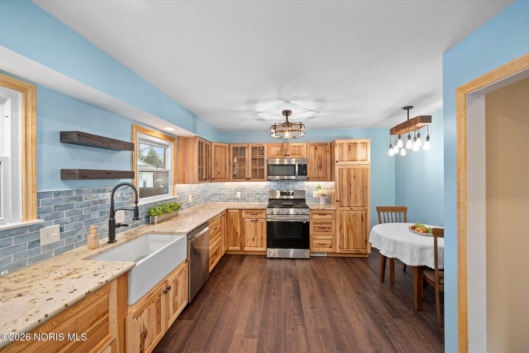255 North River Road Waterville, OH 43566 - Photo 9 of 28 13-DSC5910