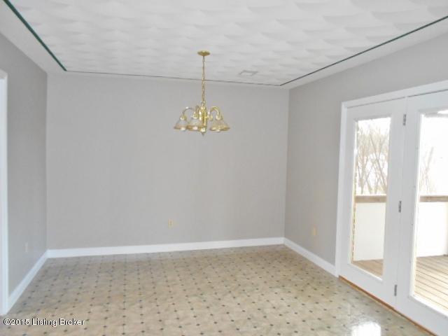 1121 Foxfire Road Bardstown, KY 40004 - Photo 5 of 19 Spacious dining area with access to screened in porch