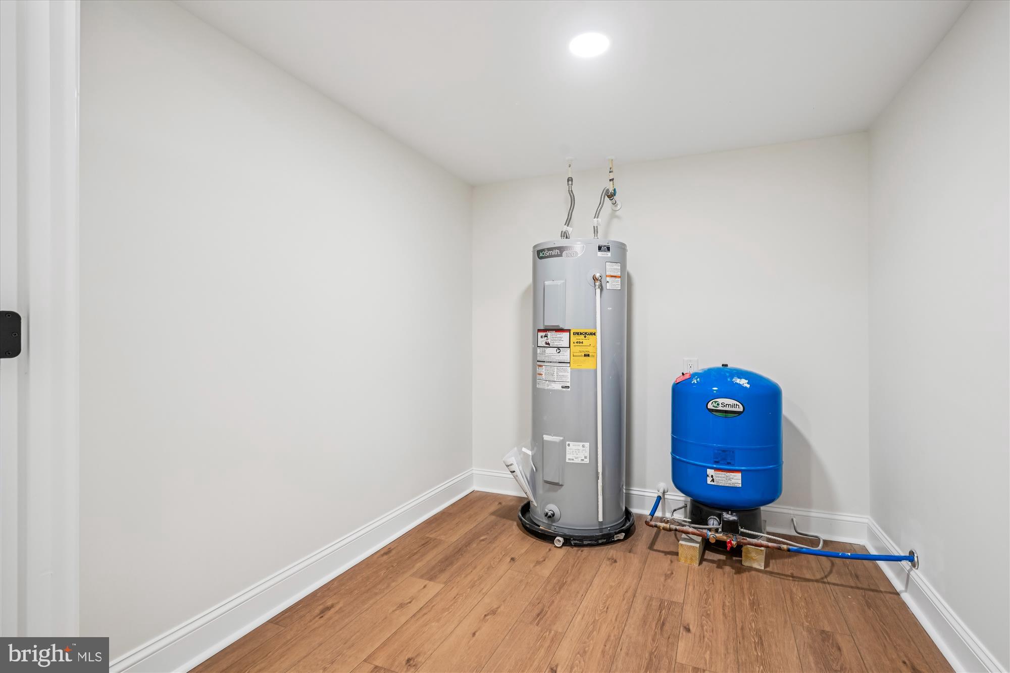 1030 Stephen Reid Drive Huntingtown, MD 20639 - Photo 27 of 30 a view of room with gym equipment and wooden floor