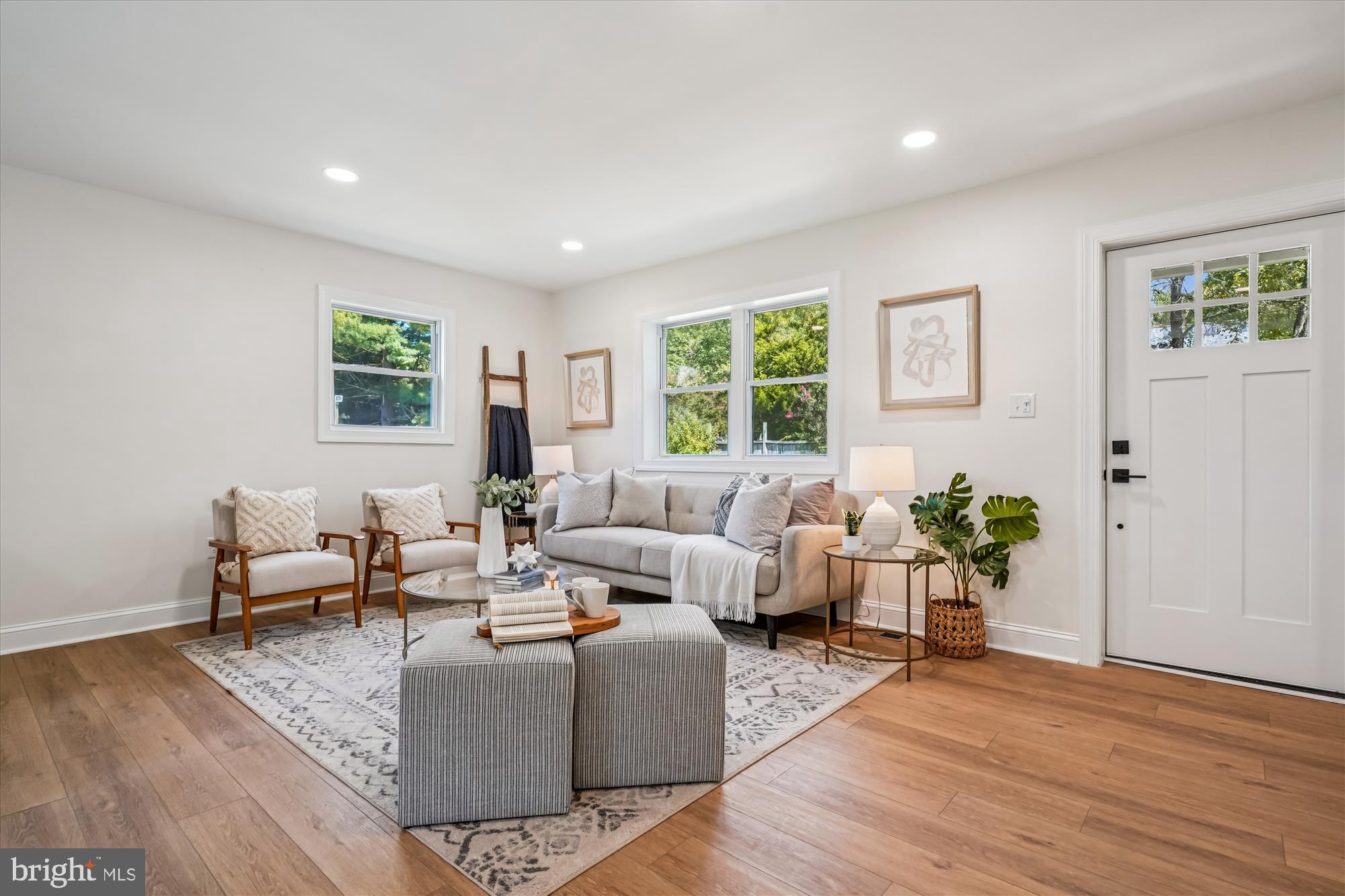 1030 Stephen Reid Drive Huntingtown, MD 20639 - Photo 3 of 30 a living room with furniture and a wooden floor