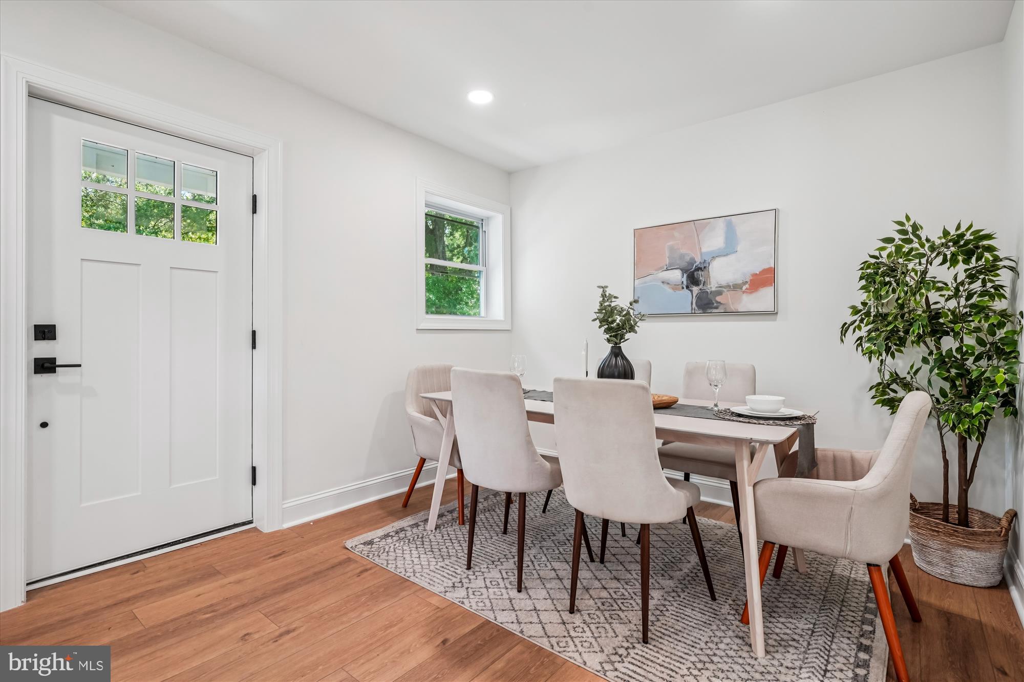 1030 Stephen Reid Drive Huntingtown, MD 20639 - Photo 8 of 30 a view of a livingroom with furniture and a potted plant