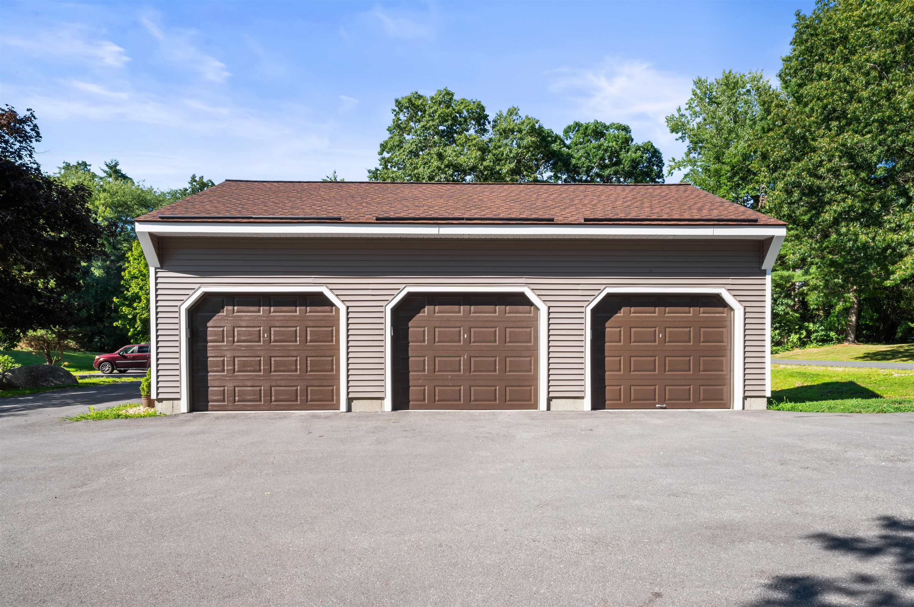20 Kirriemuir Road Stratham, NH 03885 - Photo 6 of 30 Gallery Image 6