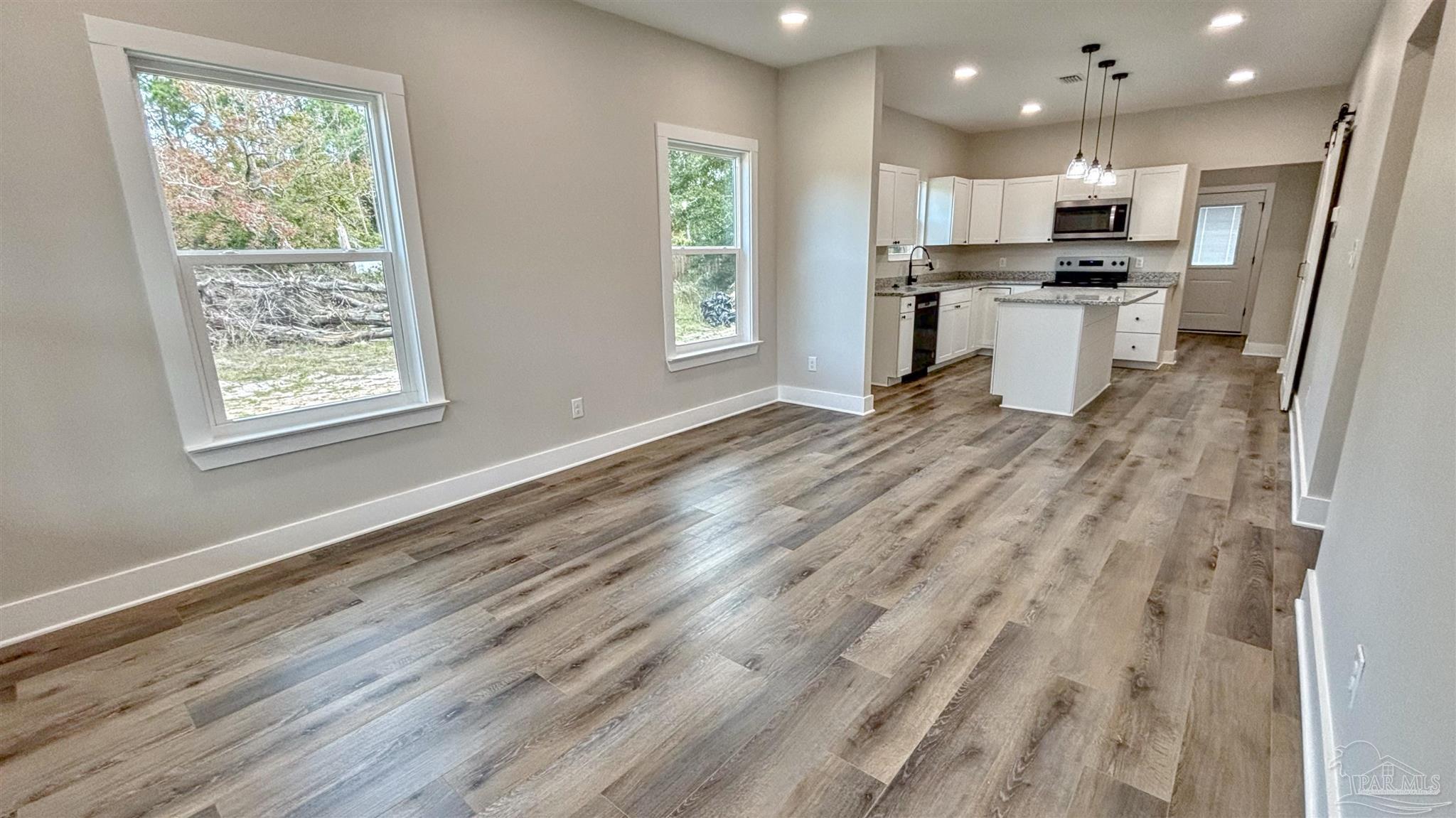 5108 Plateau Road Pensacola, FL 32507 - Photo 3 of 20 Gallery Image 3