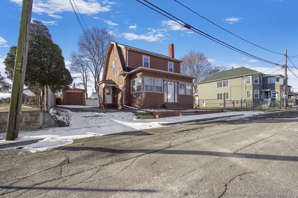 173 Middlesex Street Fall River, MA 02723 - Photo 3 of 36 Gallery Image 3