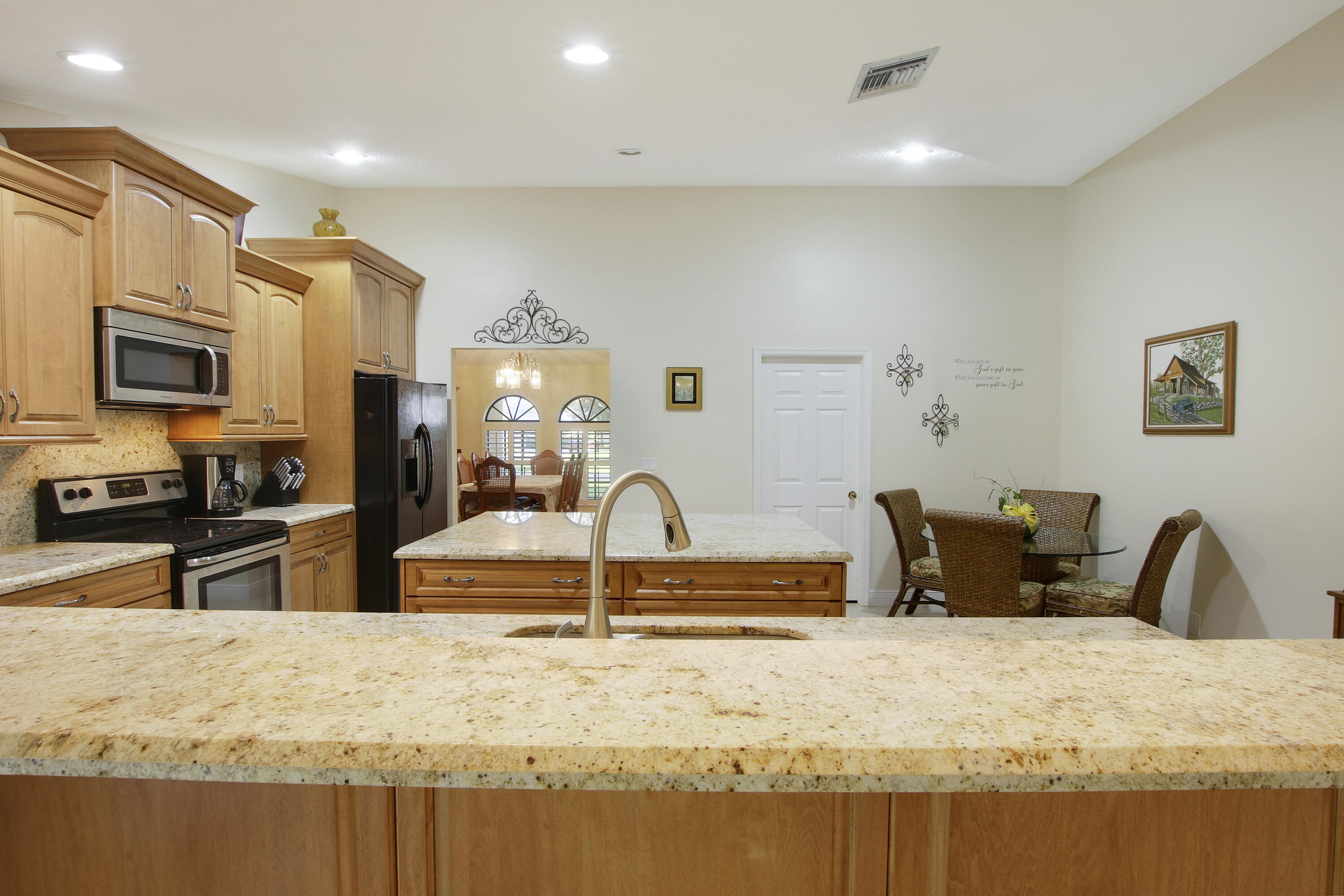 6321 Wood Lake Road Jupiter, FL 33458 - Photo 15 of 45 House2-22