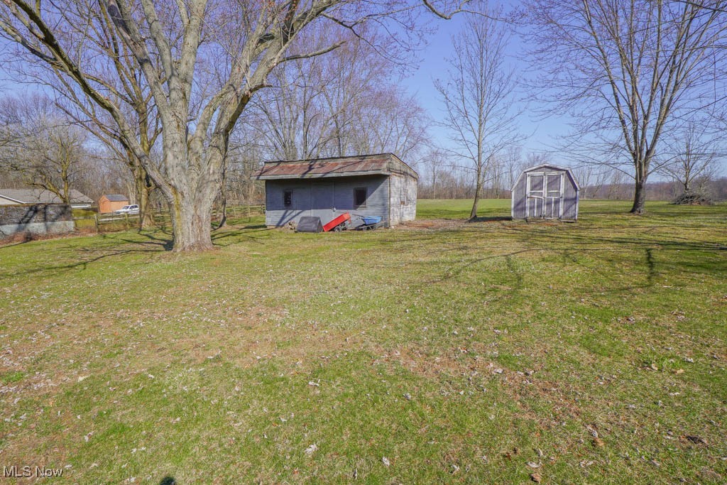 1475 Eastern Road Rittman, OH 44270 - Photo 24 of 30 Sheds in Backyard