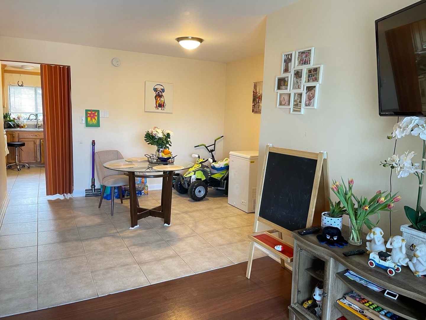 2203 West Nichols Road, Unit C Arlington Heights, IL 60004 - Photo 6 of 12
