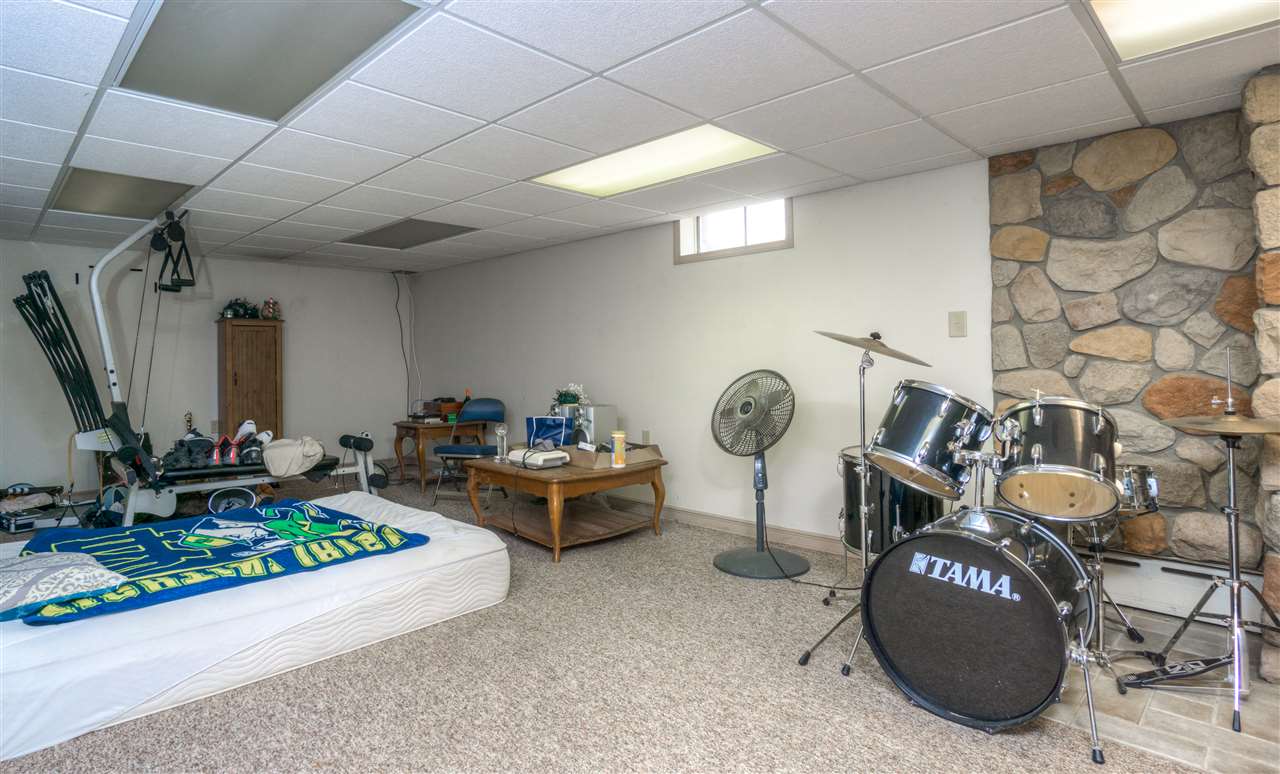 12982 Osborne Road Wakarusa, IN 46573 - Photo 26 of 29