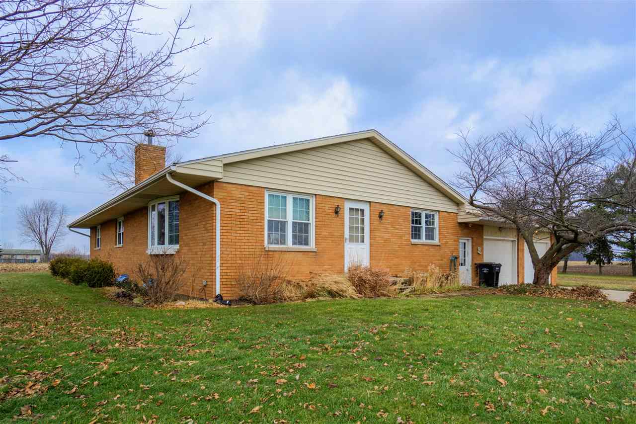 12982 Osborne Road Wakarusa, IN 46573 - Photo 5 of 29