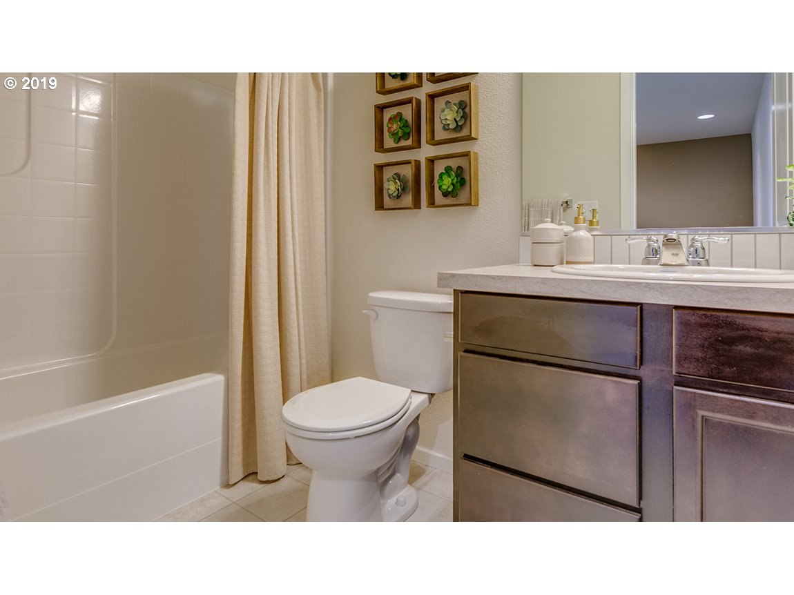 2274 Southeast Palmquist Road Gresham, OR 97080 - Photo 22 of 23 Gallery Image 22