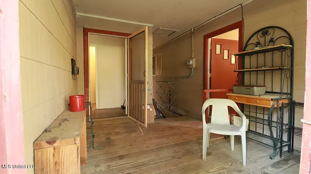 $193,000 | 5083 Terry Road, Jackson, MS 39212