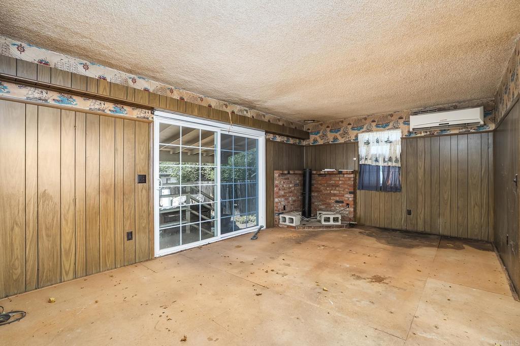 115 Beech Place El Cajon, CA 92021 - Photo 10 of 45