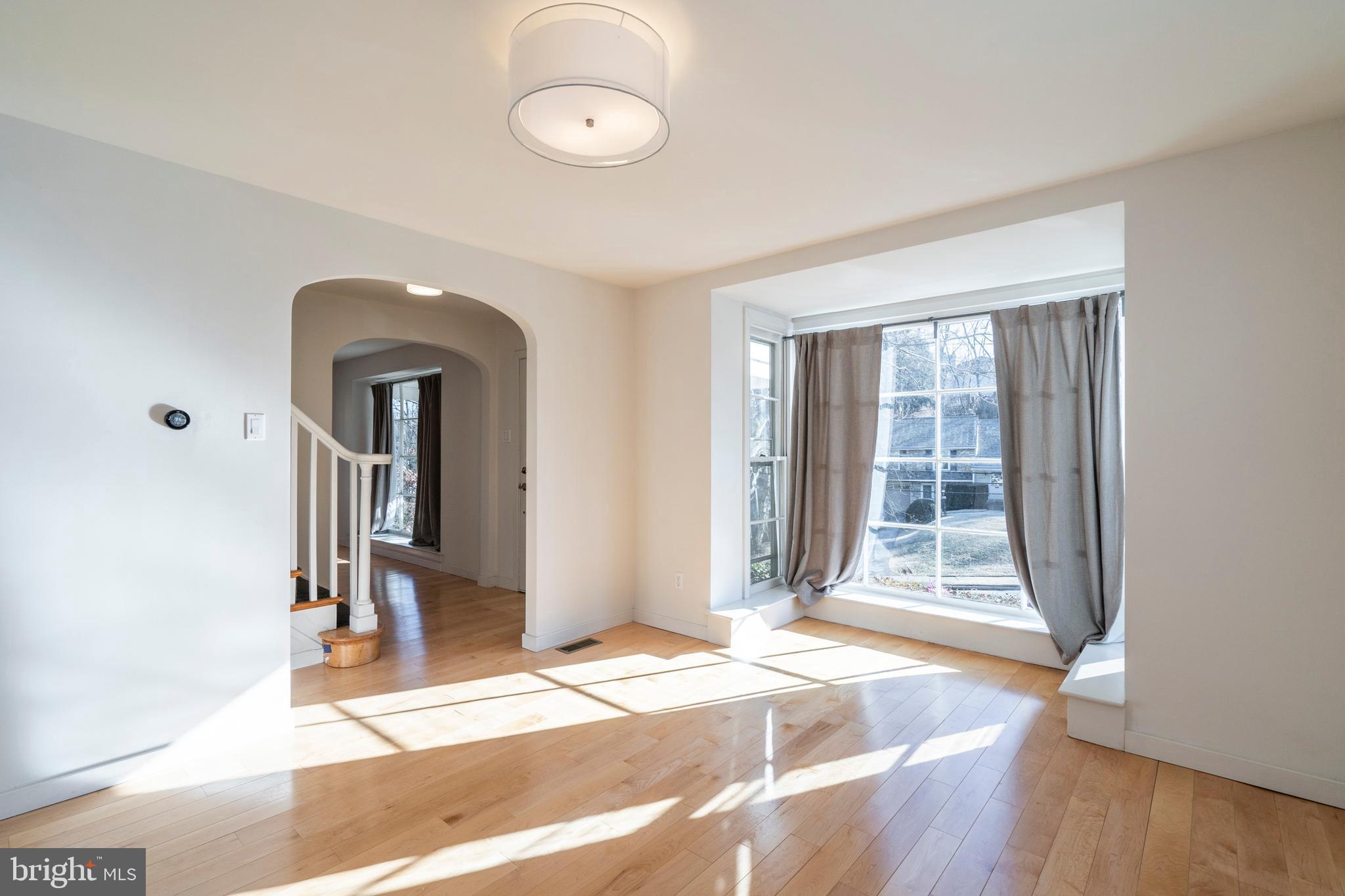 604 Manayunk Road Merion Station, PA 19066 - Photo 8 of 33