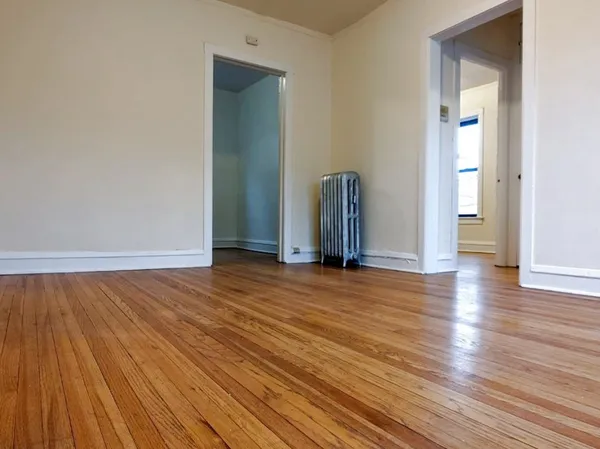 $1,795 | 2714 North Spaulding Avenue, Unit 2II, Chicago, IL 60647