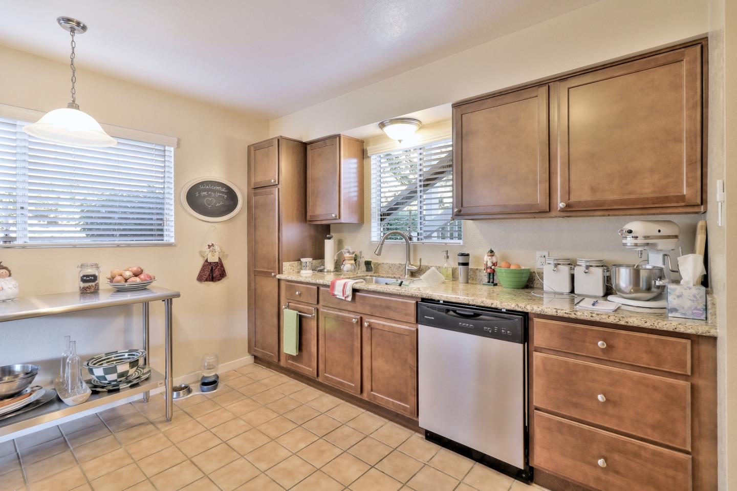 137 Ford Road Carmel Valley, CA 93924 - Photo 8 of 25 Gallery Image 8