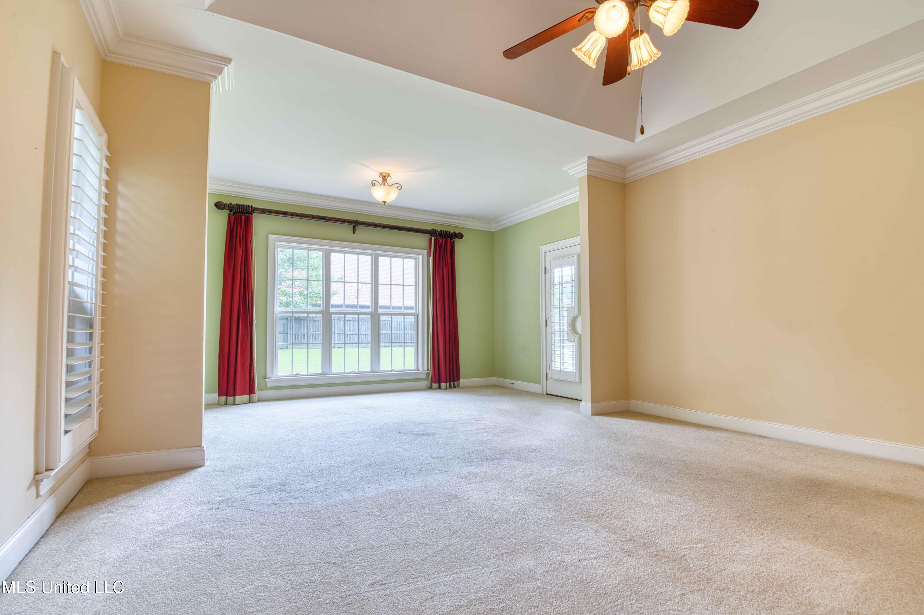 860 Cedar Grove Parkway Hernando, MS 38632 - Photo 25 of 62 Primary Bedroom and Sitting Area