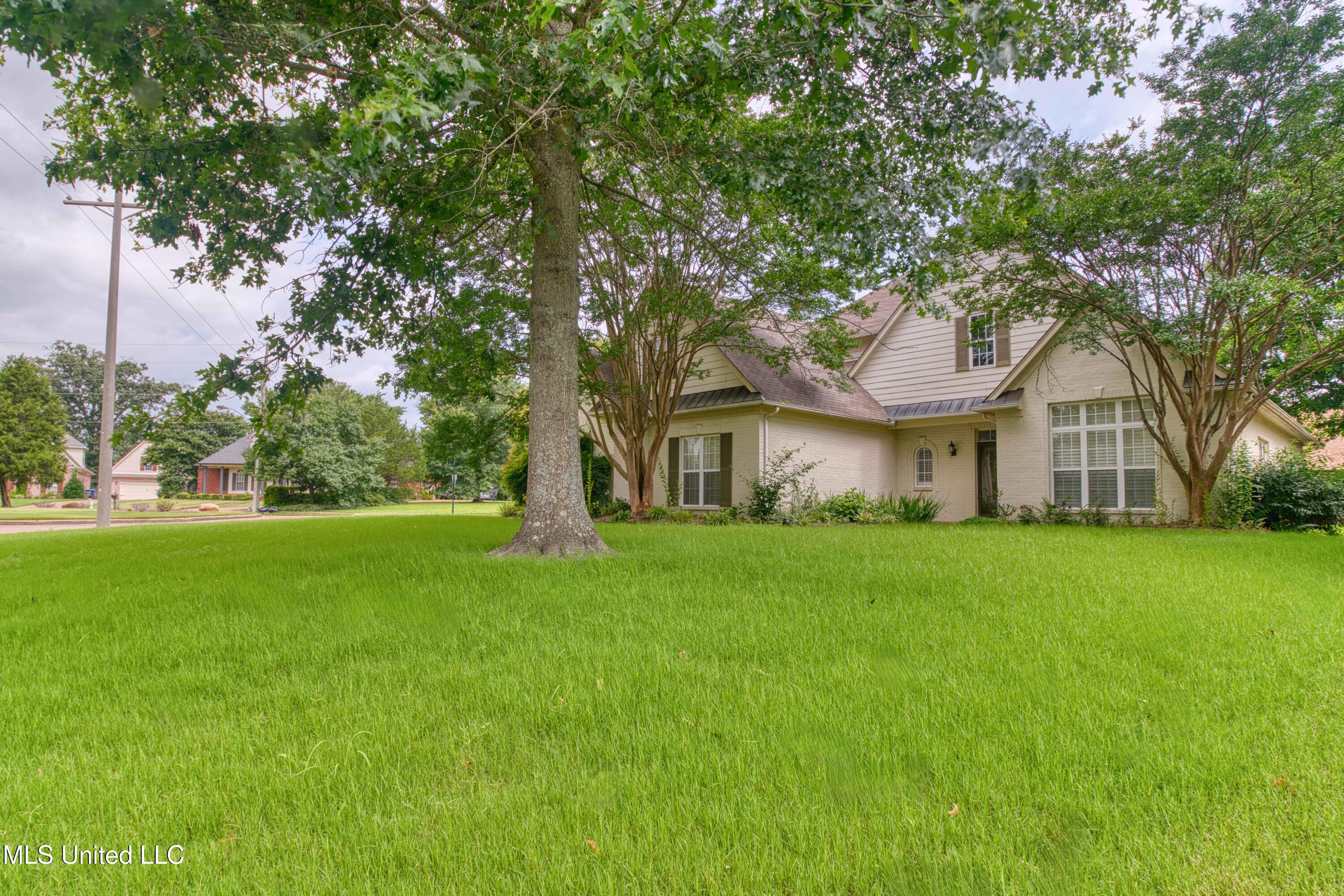 860 Cedar Grove Parkway Hernando, MS 38632 - Photo 43 of 62 Front View