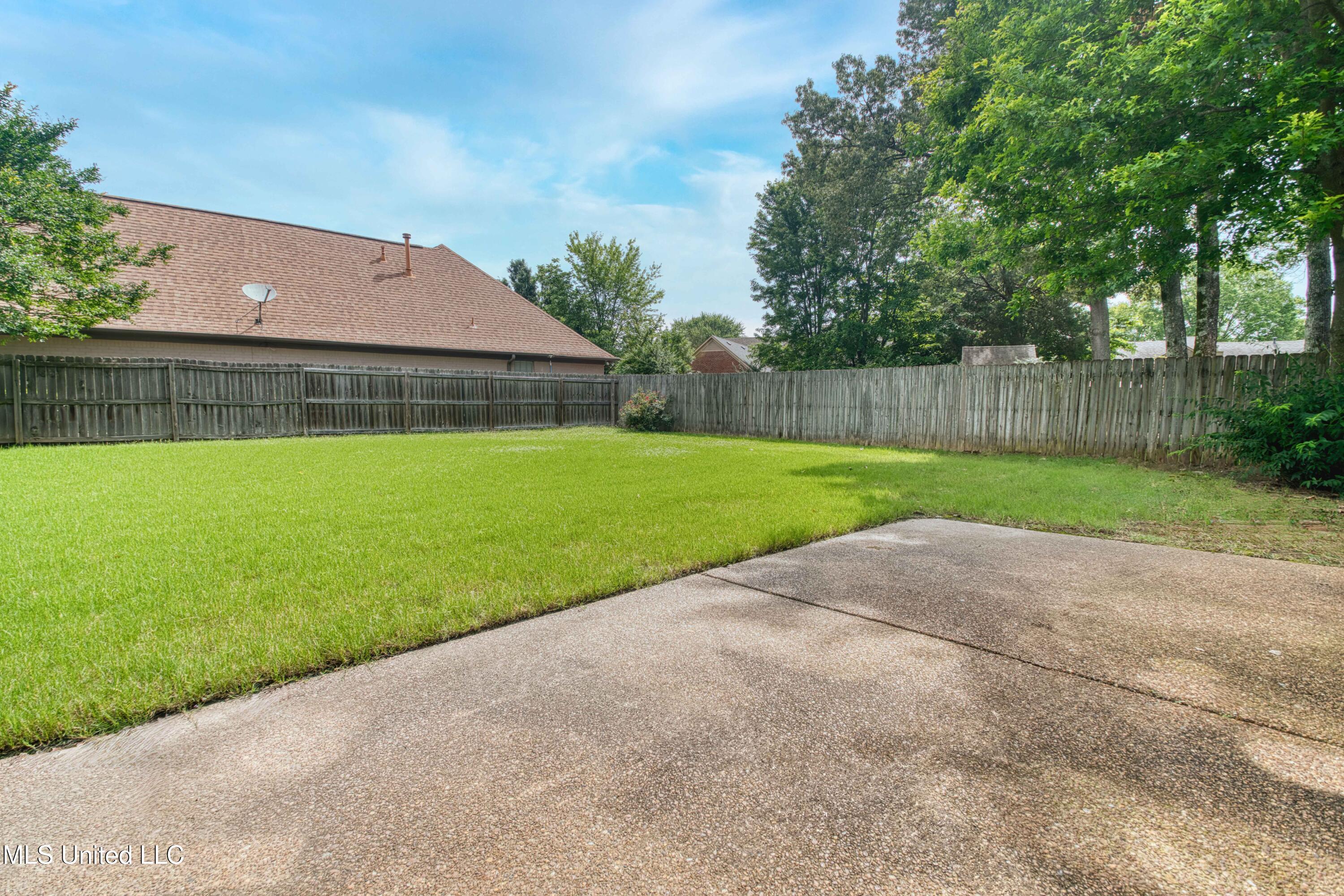 860 Cedar Grove Parkway Hernando, MS 38632 - Photo 59 of 62 Backyard and extended patio