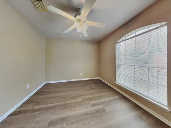 $2,595 | 11911 Lakewood Hills Drive, Tomball, TX 77377