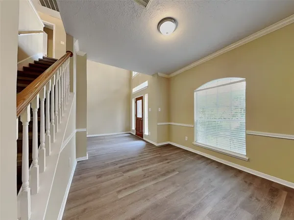 $2,595 | 11911 Lakewood Hills Drive, Tomball, TX 77377