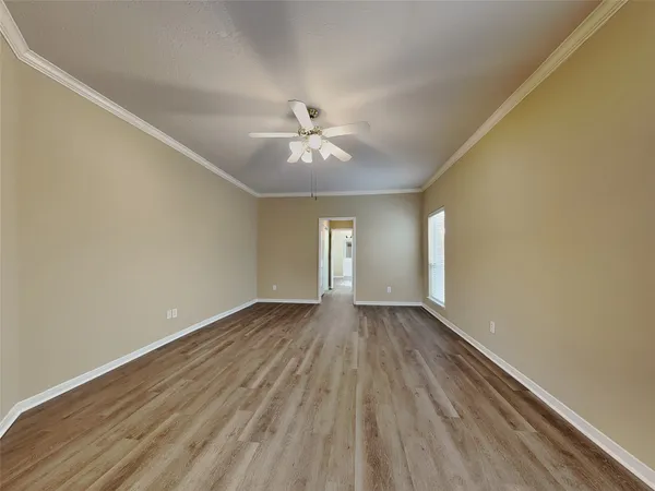 $2,620 | 11911 Lakewood Hills Drive, Tomball, TX 77377