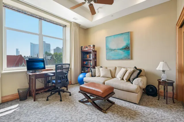 $750,000 | 1313 North Franklin Place, Unit 404, Milwaukee, WI 53202