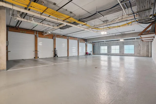 $750,000 | 1313 North Franklin Place, Unit 404, Milwaukee, WI 53202