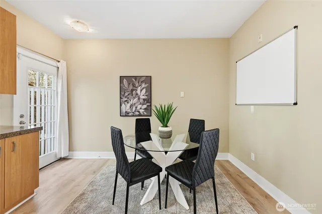 $690,000 | 22672 Northeast Alder Crest Lane, Redmond, WA 98053