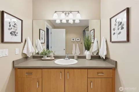 $690,000 | 22672 Northeast Alder Crest Lane, Redmond, WA 98053