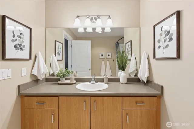 $690,000 | 22672 Northeast Alder Crest Lane, Redmond, WA 98053