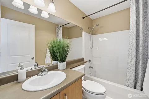 $690,000 | 22672 Northeast Alder Crest Lane, Redmond, WA 98053